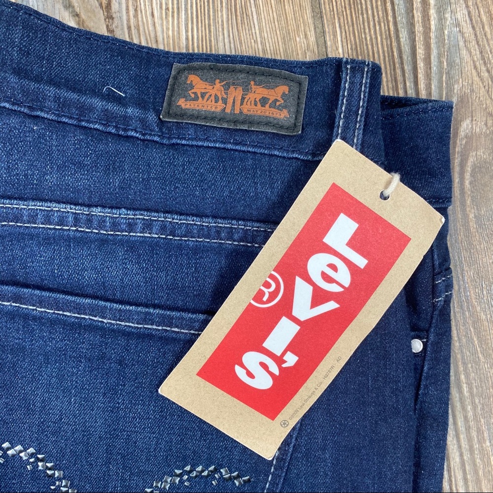 Levi's Perfectly Slimming Bootcut High Rise Jeans - Picture 4 of 8